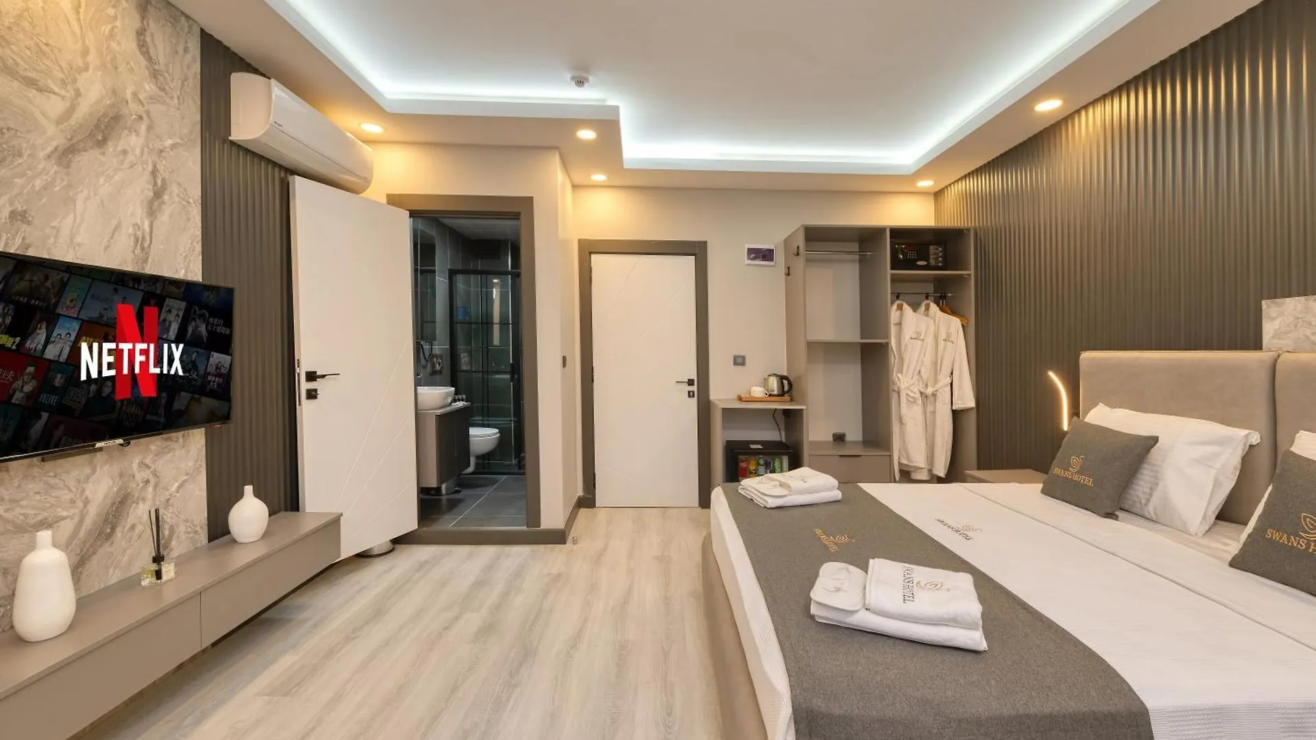 Swans Hotel Old City Grand Bazaar Istanbul Turkey