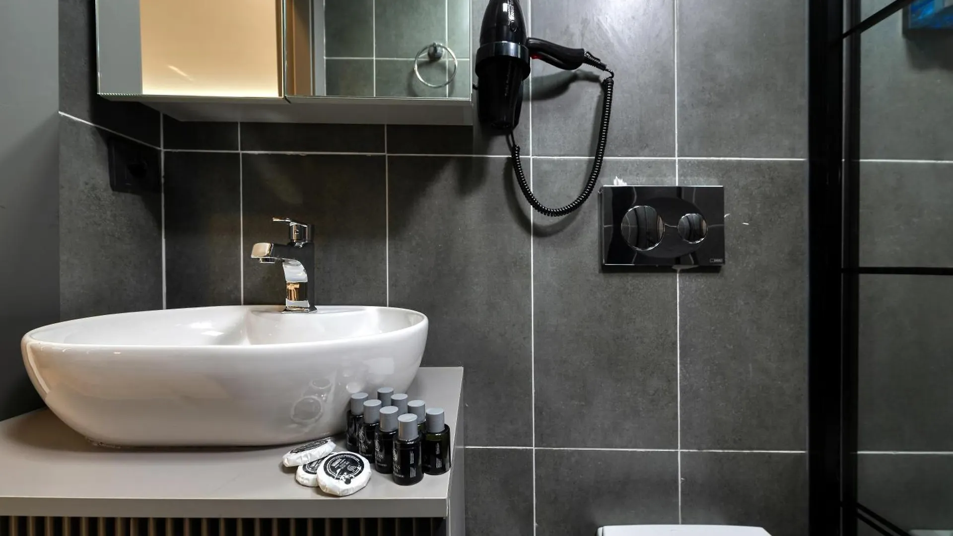 Swans Hotel Old City Grand Bazaar Istanbul