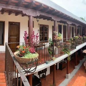 https://hotel-mansion-del-rey.guatemalaantiguahotels.com