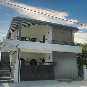 https://star-canal-cottage.negombohotels.net