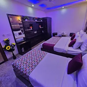 https://tu-casa-international-near-delhi-airport.top-gurgaonhotels.com